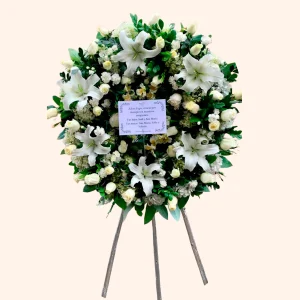 Corona De Flores (Rosas, Hortensias, Astromelias, Flores De Lirio)
